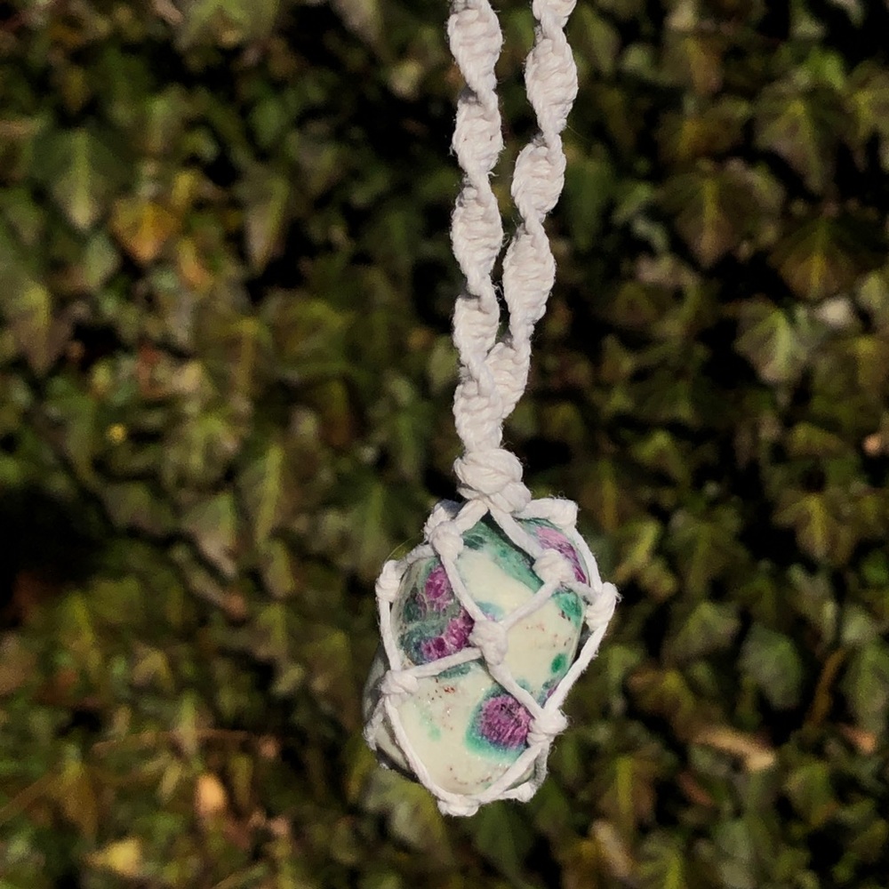 Ruby Fucshite Macrame Necklace - Picture 7 of 7